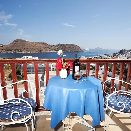 Casteli Otel 4*